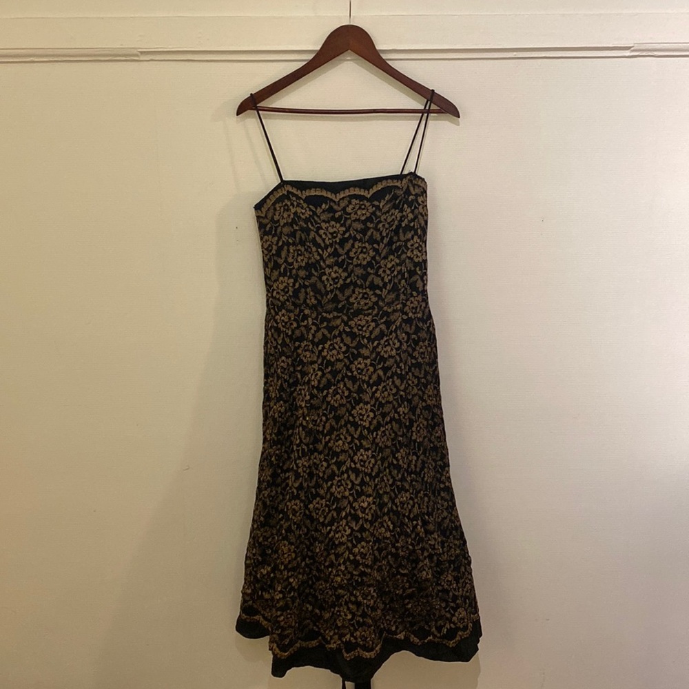 Ballet style - Black and Gold Lace Dress